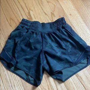 Lululemon Hotty Hot Shorts